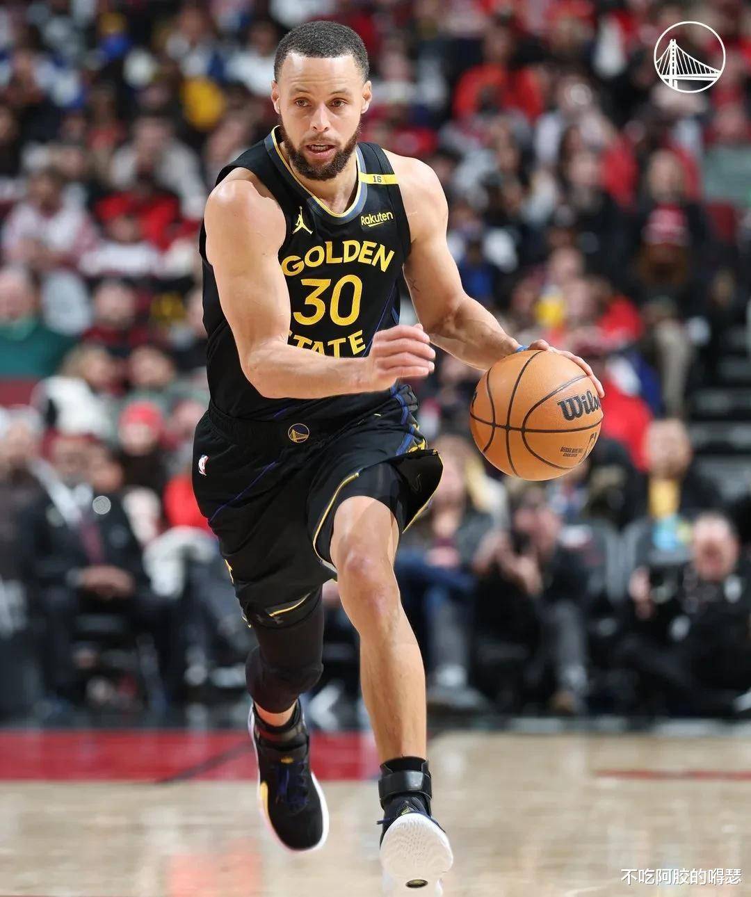 关于比赛局势复杂首场状态出色，公牛观众沸腾！，库里重返赛场上演精彩一战的信息-开云