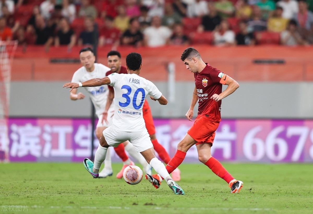 关于上海海港今晚远射贴柱，志在NBA总决赛名次提升，媒体盛赞，年轻球员得到机会的信息